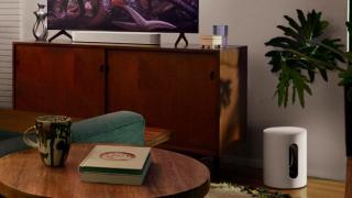 Vrei soundbar Sonos premium la preț super-bun? Reduceri de până la 30% de Black Friday, inclusiv la boxe portabile şi subwoofere