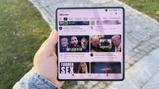 HONOR Magic V3: Display-urile au grijă de sănătatea ta, sunt imersive