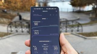 HONOR Magic V3: Conectivitate pregătită de viitor, viteze excelente