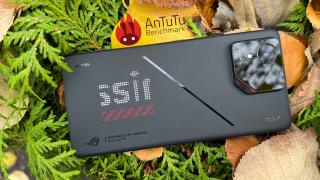 Top 10 telefoane în AnTuTu pe noiembrie 2024: gaming la putere, Snapdragon 8 Elite şi bonus - top 10 tablete!