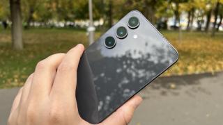 Turul Magazinelor #1487: Samsung Galaxy S24 FE deja la reducere, laptopuri de gaming pe la 3000 lei, Barbie Phone + căşti