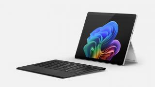 Microsoft are planuri mari pentru produsele Surface în 2025, inclusiv o tabletă de 11 inch