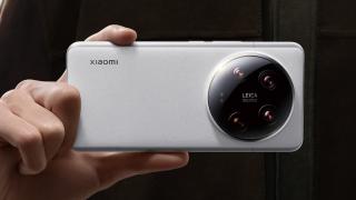 Xiaomi conduce piața smartphone-urilor din China în noiembrie, în timp ce Huawei se pregătește să recupereze teren