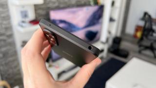 Sony Xperia 1 VI: Suită de conectivitate cum rar mai vezi, inclusiv jack audio, suport nativ Sony Alpha