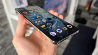OnePlus 13: Benchmark-uri cu scoruri milionare, fără throttling și fără supraîncălzire