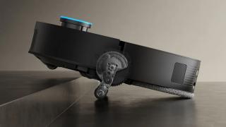 CES 2025: Dreame prezintă aspiratorul robot care urcă scări, X50 Ultra; Putere impresionantă de 20.000 Pa și funcție de mopping cu apă caldă