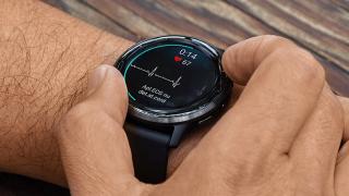 Smartwatch-urile Garmin devin dispozitive medicale: aplicația EKG este acum disponibilă în România
