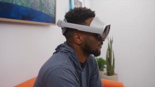 MKBHD a pus mâna pe Project Moohan, headset-ul de realitate mixtă pregătit de către Samsung; Iată primele impresii (Video)