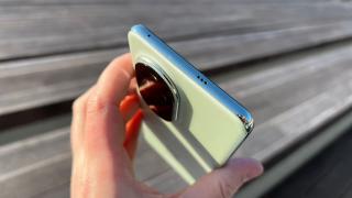 HUAWEI nova 13 Pro: Bateria se ține bine ca cifre și are încărcare super rapidă la 100W