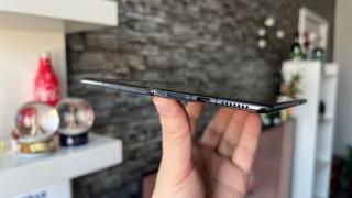 HUAWEI Mate X6: Rămânem ancorați în deceniul LTE, dar WiFi-ul livrează pe măsură