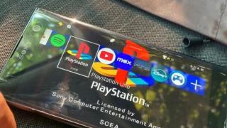 Prototip de telefon Sony PlayStation sau Walkman? Iată imagini cu un Xperia XA2 inedit