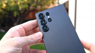 Samsung Galaxy S25 Ultra pare deosebit de rezistent la căzături; Iată un test de durabilitate (Video)