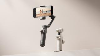 Cel mai bun gimbal pentru telefon? DJI lansează Osmo Mobile 7, cu greutate de doar 300 de grame