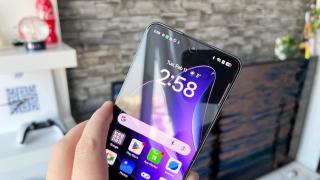 OPPO Reno13 F: Bateria de 5800 mAh livrează și livrează fără sughiț, atât la playback video cât și utilizare continuă