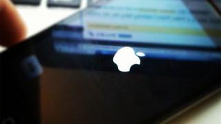 Apple retrage iOS 18.4 beta din cauza unor probleme grave; dispozitive „brickuite” după actualizare