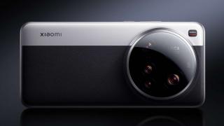 Xiaomi 15 Ultra lansat în Europa, cu baterie mai mică decât în China; Vine şi Xiaomi 15, aflăm cât costă