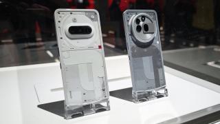 Nothing Phone (3a) și (3a) Pro expuse la MWC 2025; Avem fotografii detaliate!