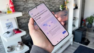 Xiaomi 15 Ultra: HyperOS 2 + Android 15 fac echipă bună, multe funcții AI disponibile în limba română