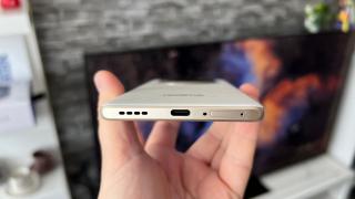 realme 14 Pro: Baterie Siliciu-Deliciu, cu zeci de ore de autonomie