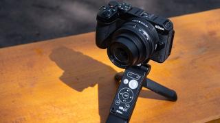 RESIGILATUL ZILEI #8: Nikon Z30 Vlogger Kit; O cameră mirrorless accesibilă pentru creatori de conținut