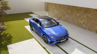Mercedes-Benz CLA este acum electric, cu autonomie de până la 792 km, asistent virtual ce folosește AI-ul generativ