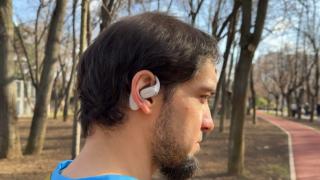 Huawei FreeArc Review: căștile open-ear super ancorate pe urechea și rutina ta, la suma corectă!