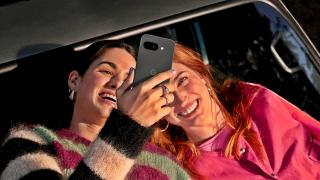 Google anunță Pixel 9a - smartphone cu design minimalist, 7 ani de actualizări Android, ecran mare și luminos 