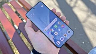 Xiaomi 15: OS, UI, aplicaţii cu un plus de AI pentru HyperOS 2.0, dar oare suficienţi ani de actualizări?