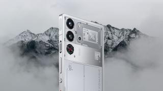 Turul Magazinelor #1504: Telefon de gaming cu alt telefon cadou, aspiratoare robot de câteva sute de lei, trotinetă ieftină