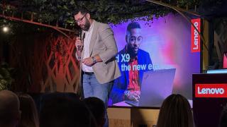 Lenovo cucereşte 30% din piaţa locală PC, aduce în România laptopul pentru antreprenorii tineri: ThinkPad X9 Aura Edition