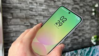 Samsung Galaxy A56: Display un pic mai mare, la fel de luminos și cu margini o idee mai mici decât la predecesor