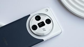 OPPO Find X9 va face trecerea la o cameră periscop de 200 de megapixeli, probabil pe Ultra