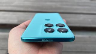 Motorola edge 60 Fusion: Cameră cu upgrade-uri, excelentă la bokeh, selfie-uri de calitate, bun și la vlogging 