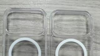 Husele destinate lui iPhone 17 Pro arată ciudat, având decupaj gigantic pentru modulul foto