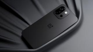 OnePlus 13T apare într-un spot promoţional, fotografii noi şi surprinde prin design