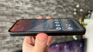 Google Pixel 9a: Conectivitate surprinzătoare pentru un mid-range, WiFi 6e, 5G și USB-C 3.2