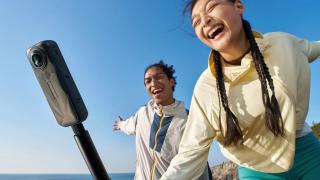 Insta360 X5 aduce filmare 8K și lentile interschimbabile; Camera de acțiune devine mai durabilă și mai flexibilă