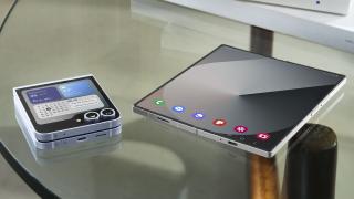 Galaxy Z Flip7 primește un mic upgrade la baterie; Z Fold7 rămâne la o unitate de 4400 mAh