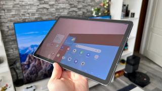 Samsung Galaxy Tab S10 FE: Conectivitate WiFi 6e rapidă și opțional poți avea suport celular