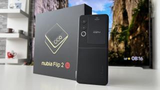 ZTE Nubia Flip 2 Unboxing: mai carismatic şi rezistent decât predecesorul, avem şi Gift Box simpatic