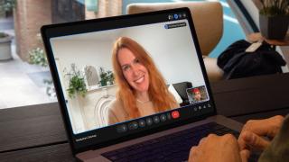 Google I/O 2025: Apeluri video prin Meet acum cu traducere vocală în timp real; Funcție disponibilă pentru utilizatorii AI Pro și Ultra