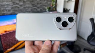 HONOR 400 Pro: Design ce aminteşte de... un frate mai mare