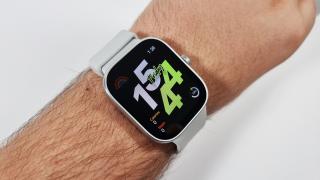 RESIGILATUL ZILEI #58: Redmi Watch 4 – Ecran AMOLED mare, funcții smart complete și un cost foarte atractiv