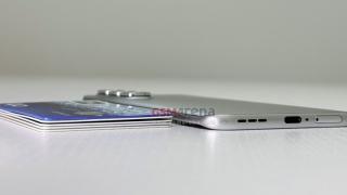 Infinix HOT 60 Pro+ intră în cursa telefoanelor ultra-subțiri; E comparat cu monede și carduri de credit în fotografii reale