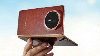 Cea mai mare baterie de pe un pliabil vine pe HONOR Magic V5, plus apariție în GeekBench