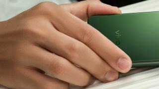 vivo X Fold5 promite protecție superioară la praf și apă pentru un pliabil; telefonul va rezista chiar și la plieri subacvatice