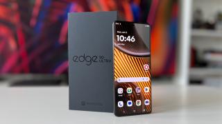 RESIGILATUL ZILEI #69: Motorola Edge 50 Ultra cu 1TB și 16GB RAM, performanță susținută în multitasking și gaming
