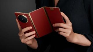 Huawei Mate XT 2 va sosi cu sticlă de protecție UFG și Kirin 9020