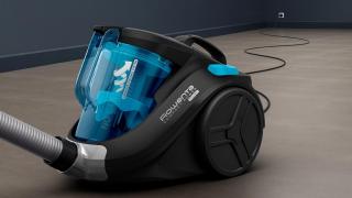 E LUNI e AMAZON: Rowenta RO4825 cu sistem mono-ciclonic și recipient de 1,5 L – aspirator puternic și compact ideal pentru apartamente