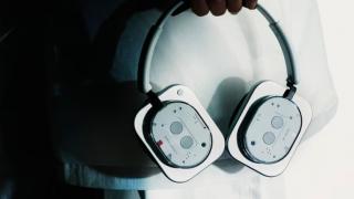 Preț și disponibilitate Nothing Headphones (1) în România